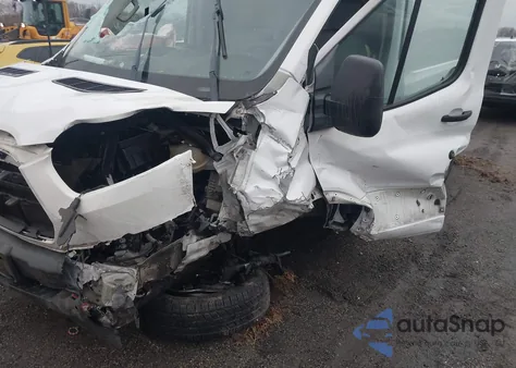 2018 Ford Transit-250 из США, поврежденный, VIN 1FTYR1CM8JKB51252